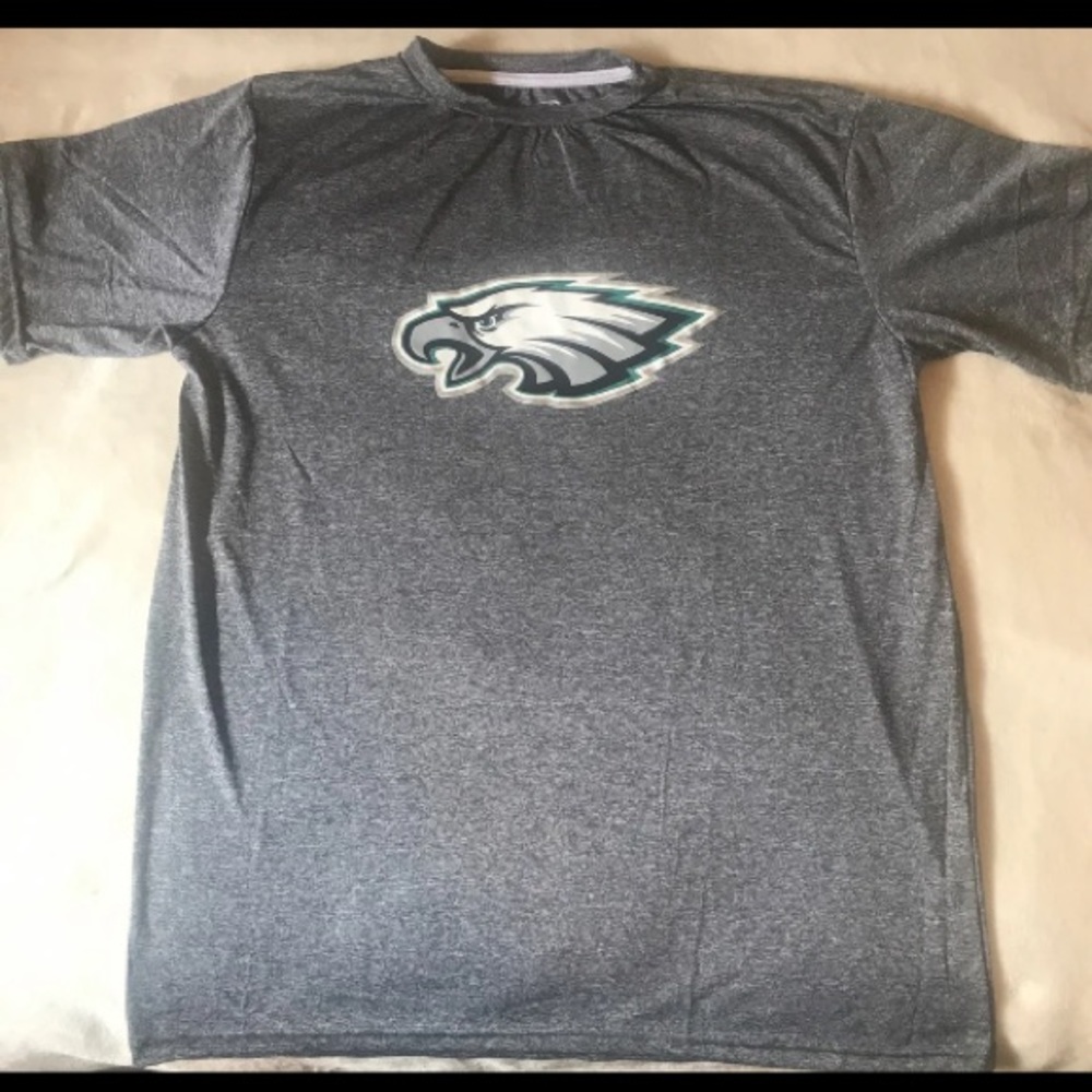 NFL Fans Eagles Tee